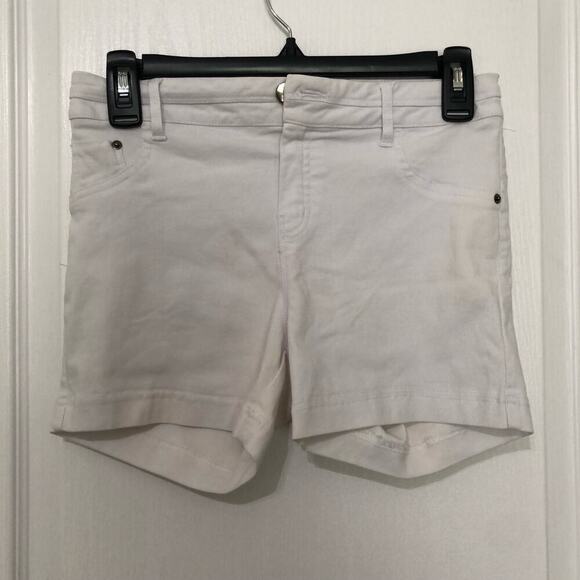 Body By Us Women's Denim Shorts Stretch Flat‎ Front Pockets White Size Large - Picture 2 of 7